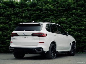 BMW X5 45e M Sport Pro 2021|Premium Plug-in Hybrid - Image 3