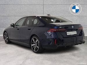 BMW i5 eDrive40 M Sport Pro Saloon - Image 3