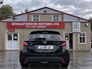 Toyota Yaris *ORIGINAL IRISH CAR*  1.5 HYBRID LUNA - Image 4