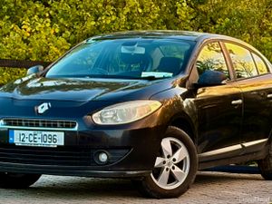 Renault Fluence 2012 - Image 2