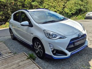 Toyota Aqua 1.5 Hybrid Automatic - Image 2