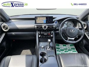 Lexus IS 2.5 Hybrid, Sunroof, Automatic - Image 2