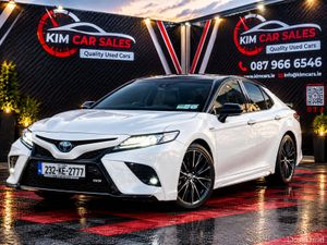 TOYOTA CAMRY WORLD SPORT EDITION / TOP SPEC 48k KM - Image 3