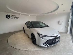 Toyota Corolla 2.0 VVT-i Hybrid GR Sport 5dr CVT - Image 3