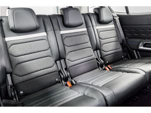 Citroen C5 Aircross Plus Pack 1.2 Hybrid Auto 145H - Image 4