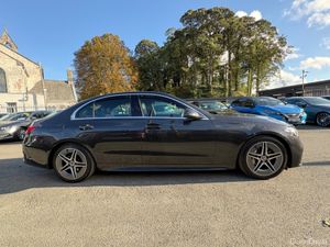 Mercedes-Benz C-Class 200 D AMG LINE - Image 4