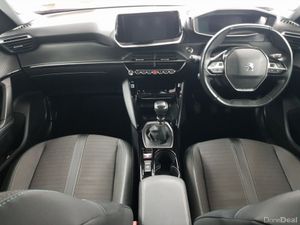 Peugeot 2008 1.2 Puretech 100bhp Allure - Image 4