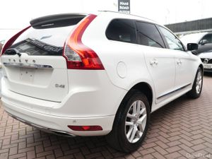 2017 VOLVO XC60 D4 - Image 4