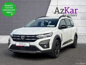 Dacia Jogger 2023 EXTREME SE 1.0 PETROL 7 SEATER - Image 3