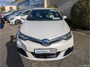 Toyota Auris G MODELLISTA HYBRID AUTOMATIC 1.8  PE - Image 2