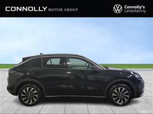 Volkswagen T-Roc 1.5 TSI 116HP DSG Style *Pre Reg* - Image 4