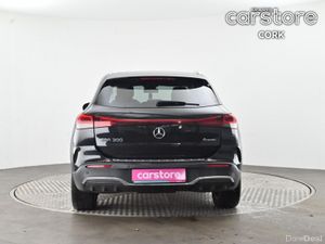 Mercedes-Benz 300 EQA 300 Amg Line 4Matic  Auto El - Image 4