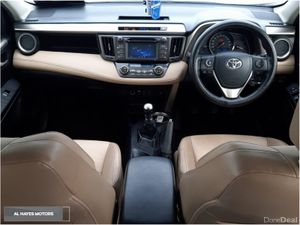 Toyota RAV4 **FLASH SALE**SOL 2WD 2.0 D-4D LEATHER - Image 2