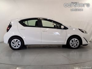 Toyota Aqua 1.5 - Image 2