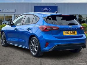 Ford Focus 1.0 EcoBoost Hybrid mHEV ST-Line 5dr ** - Image 2