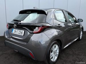 Toyota Yaris 1.5 LUNA 4DR - Image 4