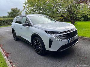 Peugeot 5008 2025 Hybrid - Image 4