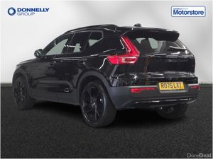 Volvo XC40 Estate Plus Black Edition - Image 3