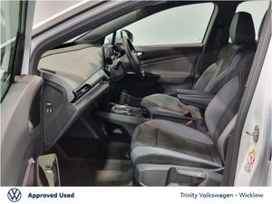 Volkswagen ID.4 ** PRO LIFE ** 77kWh ** 174BHP ** - Image 4