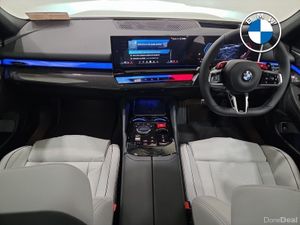 BMW M5 Touring - Image 4