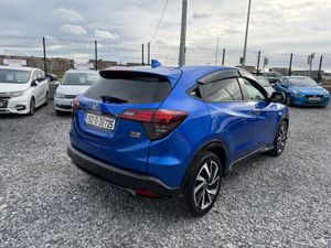 Honda Vezel RS - Image 4