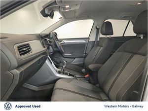 Volkswagen T-Roc 1.0 TSI 110HP Life "G", Stunning - Image 4