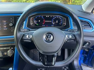 Volkswagen T-Roc T-ROC STYLE 2.0 TDI AUTO // LOW M - Image 4