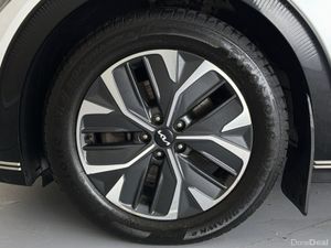 Kia EV6 Earth 5DR Auto - Image 3