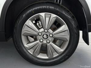 Suzuki Vitara 1 5 S1 HEV Motion AGS 5 - Image 3