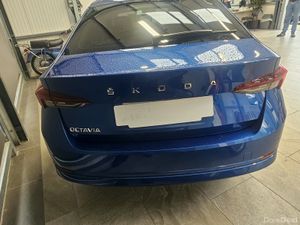231 SKODA OCTAVIA AMBITION 2.0 DIESEL - Image 4