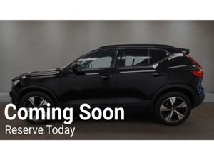 Volvo XC40 T4 R-DESIGN (PAN ROOF) RECHARGE AUTOMAT - Image 4