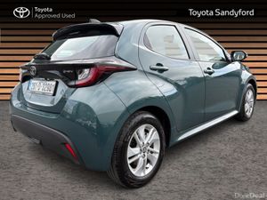 Toyota Yaris HYBRID LUNA // REAR CAMERA // TOYOTA - Image 3