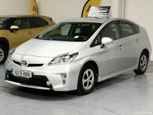 2015 Toyota Prius 1.8 Hybrid Automatic - Image 3
