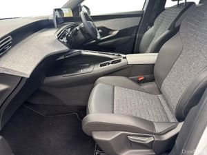Peugeot 3008 1.2 ALLURE AUTO *WARRANTY 2030* €80 P - Image 2