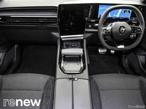 Renault Austral techno esprit Alpine E-Tech 200 Au - Image 3