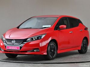 Nissan Leaf EV N-CONNECTA 40 KWH **HALF LEATHER**3 - Image 3