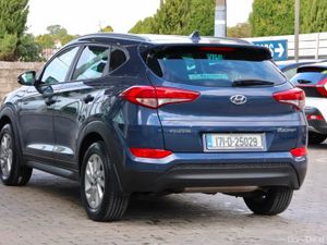 Hyundai Tucson 1.7 D Executive 2WD , Low Mileage - Image 3