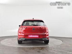 Volkswagen Golf eTSI - Image 4