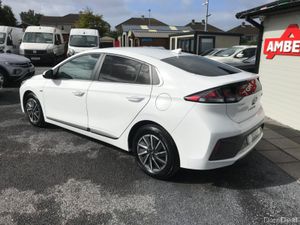 2021 Hyundai Ioniq Premium EV Auto - Image 3