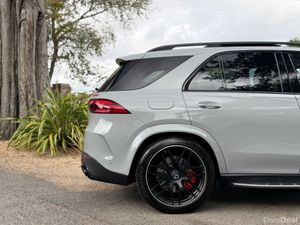 Mercedes-Benz GLE 53AMG Premium Plus Night Edition - Image 4