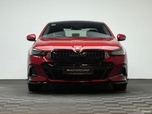 BMW 5-Series E G60 M Sport 4DR Auto - Image 2