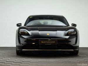 Porsche Taycan 4 Cross Turismo - Image 2