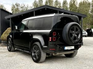 Land Rover Defender 110 X-DYNAMIC SE P300E - Image 4