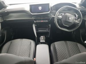 Peugeot 2008 HYBRID 145BHP e-DCS6 Allure - Image 4