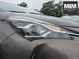 Toyota Yaris HY Hybrid 5DR Luna 4DR Auto - Image 4