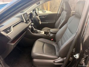 TOYOTA RAV4 2020 HYBRID TOP SPEC - Image 4