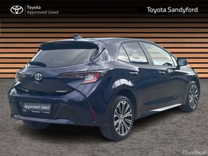 Toyota Corolla HYBRID SOL TOP SPEC // HEATED SEATS - Image 2