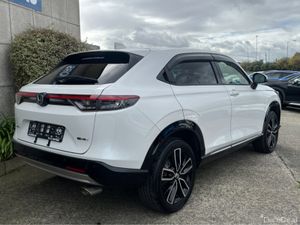 Honda Vezel HR-V AUTOMATIC HYBRID 1.5 PETROL //HIG - Image 4