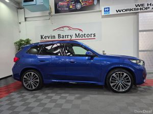 BMW iX1 XDRIVE 30 M SPORT (HIGH SPEC) AUTOMATIC ** - Image 4