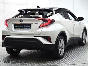 Toyota C-HR 1.8 HYBRID LUNA - Image 3
